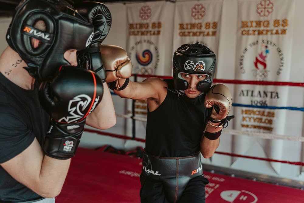 Amazon | RIVAL Boxing RHG10 Intelli-Shockヘッドギア、D3Oフロントと
