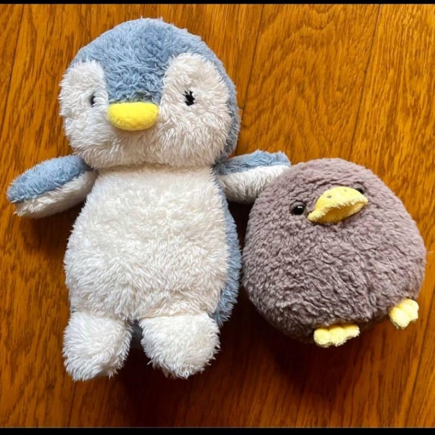 DAISOペンギンぬいぐるみ