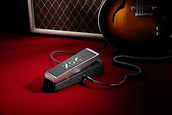 Amazon.com: Vox V846-HW Handwired Wah Guitar Effects Pedal w/True