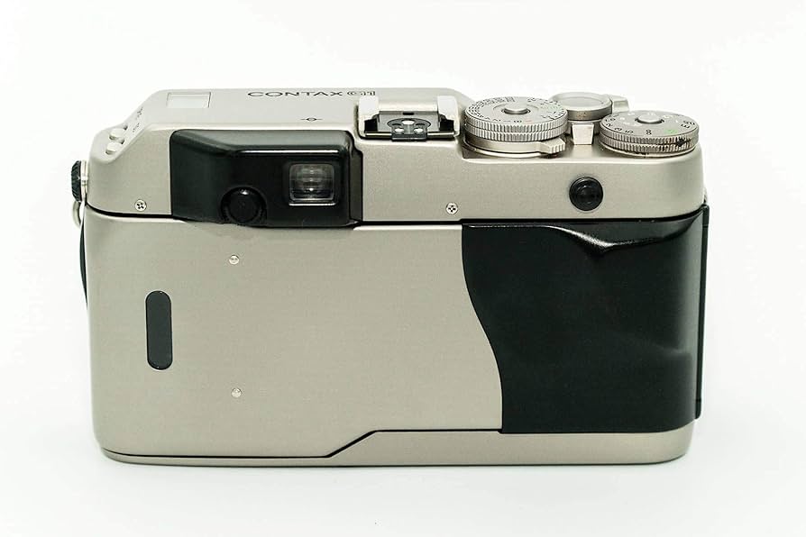 Contax G1 Camera Body with Carl Zeiss Planar 45mm F2 T Lens and