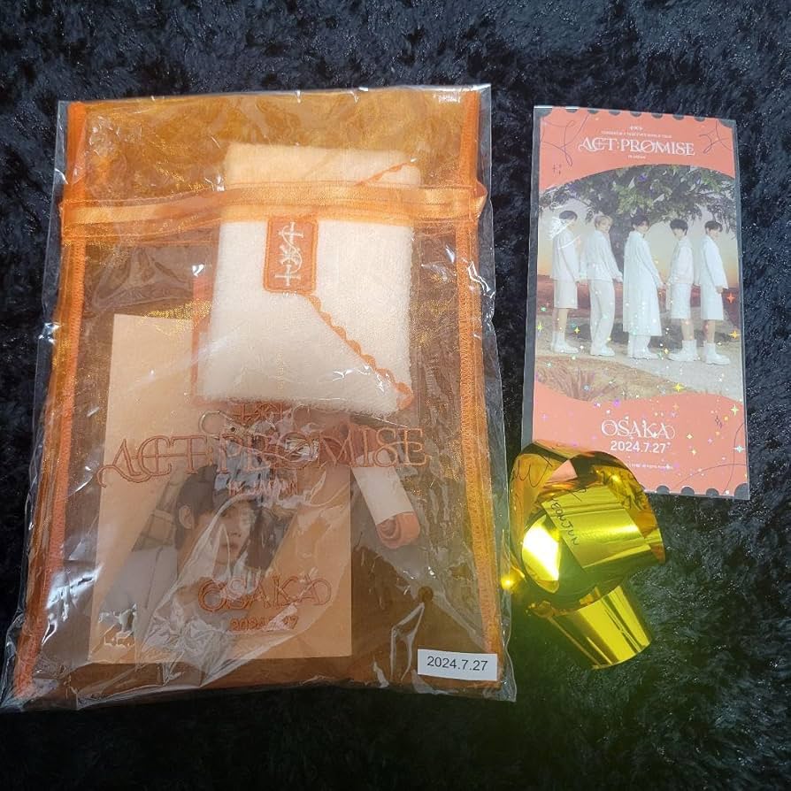 Amazon.co.jp: txt プレミアムシートグッズ 特典 ヨンジュン : おもちゃ