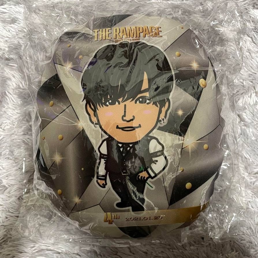 川村壱馬 ミニクッション