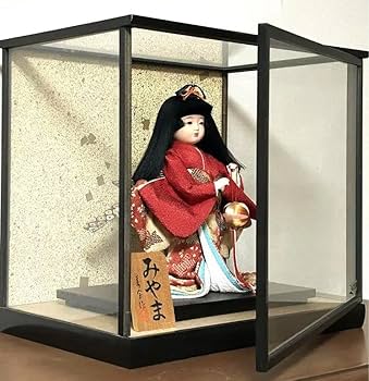 日本人形 ガラスケース入り 黒赤衣装