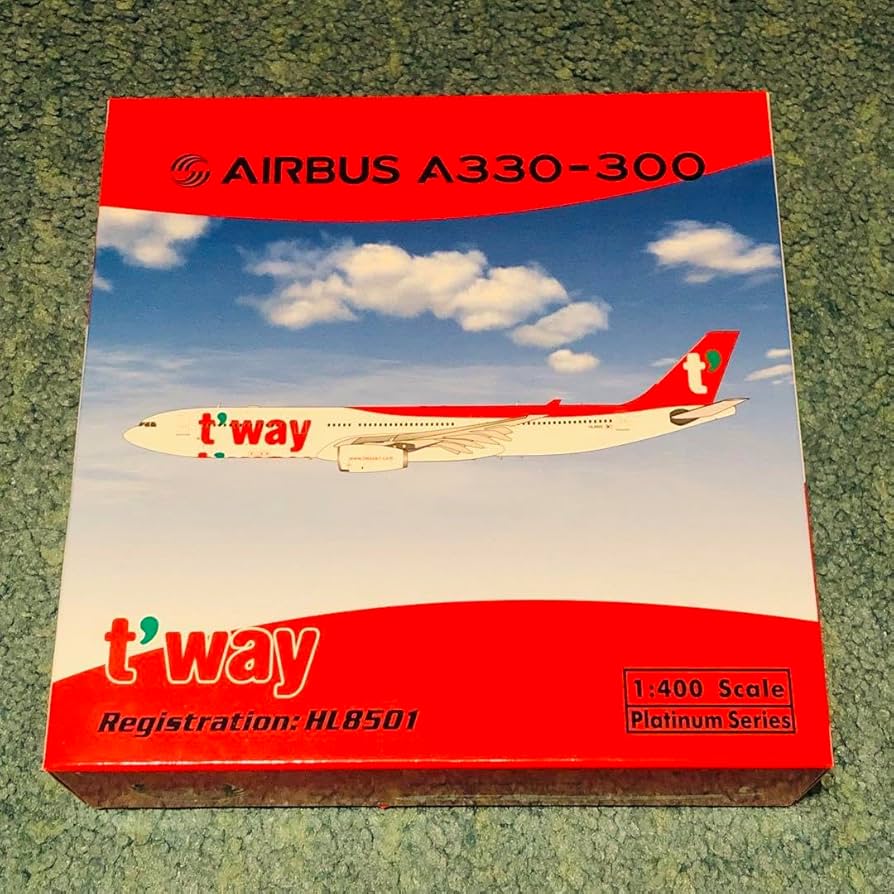 Amazon.co.jp: t'way ティーウェイ航空 A330-300 Phoenix 1 400 : おもちゃ