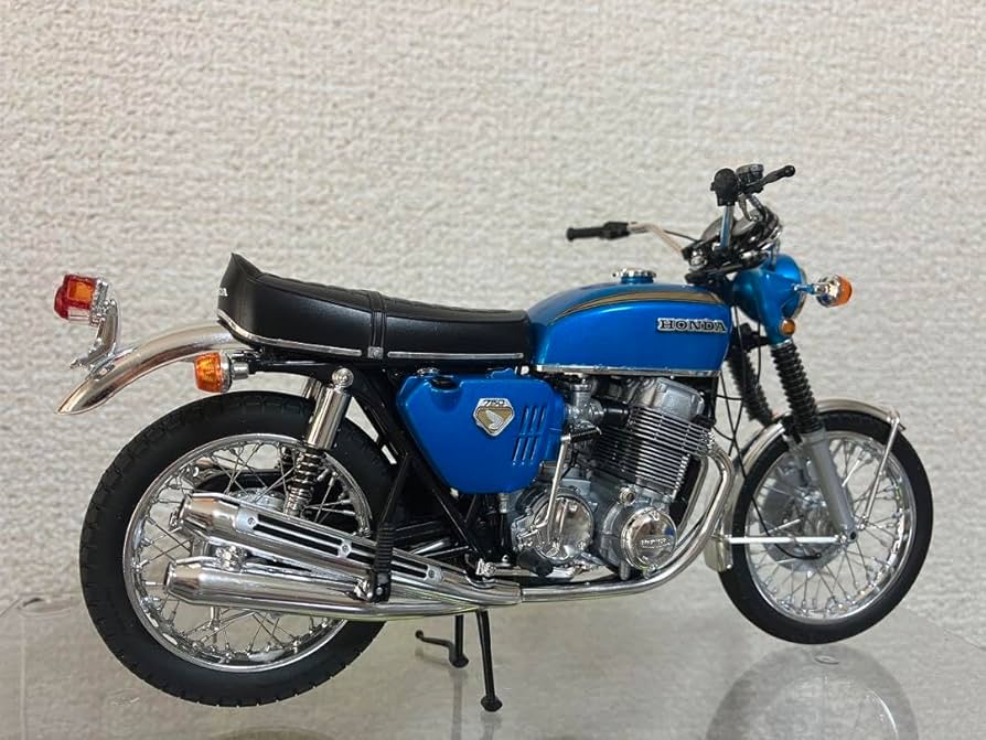 1/12スケール ホンダCB750FOUR(K0) ノーマル プラモデル完成品 1/12