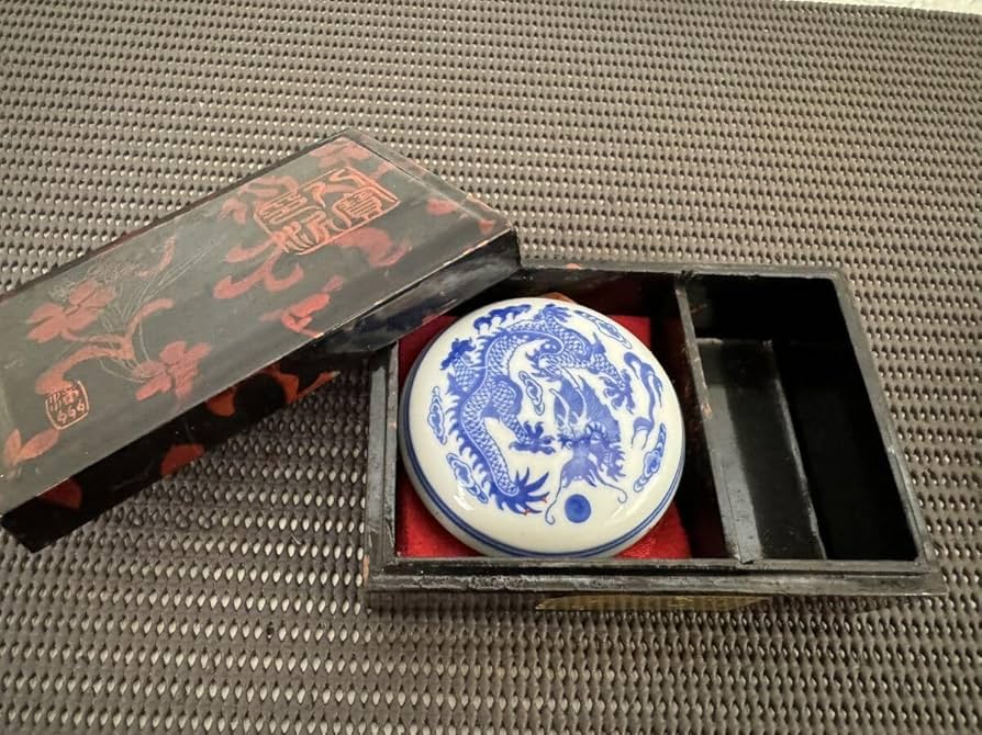 Amazon.co.jp: 朱肉 印泥 乾隆年製 【州八宝印泥特級品中国 龍 書道