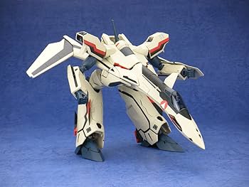 Amazon.co.jp: マクロスプラス 1/60 完全変形 YF-19 with ファスト