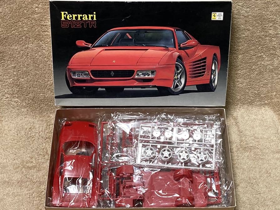 Ferrari 512TR 1/24スケールモデルキット Ferrari 512 TR 赤