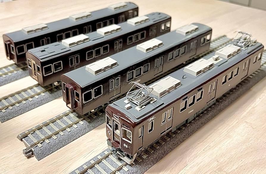 Amazon | 阪急電車 7000系HOゲージ ペーパーモデル完成品(中古