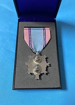 自衛隊 第四級防衛功労章 メダル