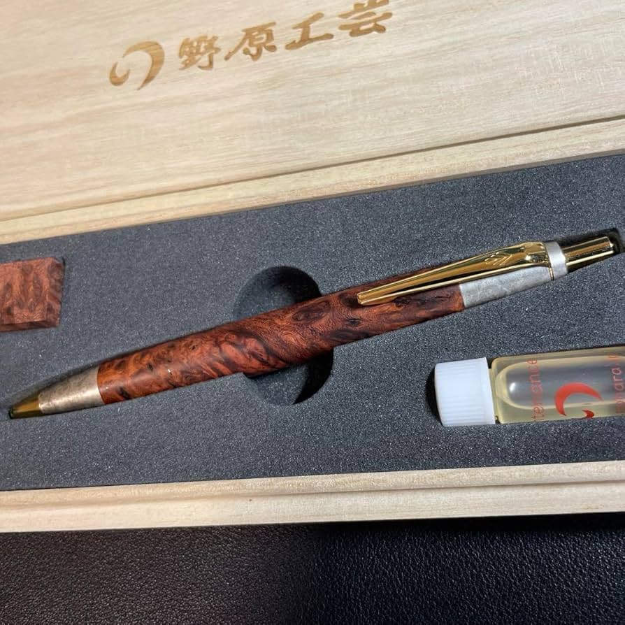 Amazon.co.jp: 野原工芸 特上花梨瘤杢 斑紋純銀色 BP : おもちゃ