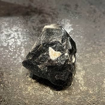 Amazon.co.jp: チベット産黒水晶モリオン原石鉱物パワーストーン魔除け