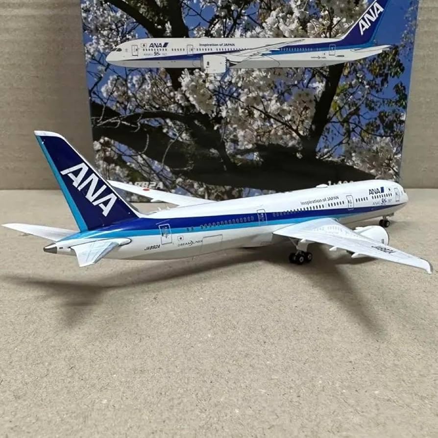 Amazon.co.jp: 1/400 ANA 787-9 JA882A 全日本空輸 : おもちゃ