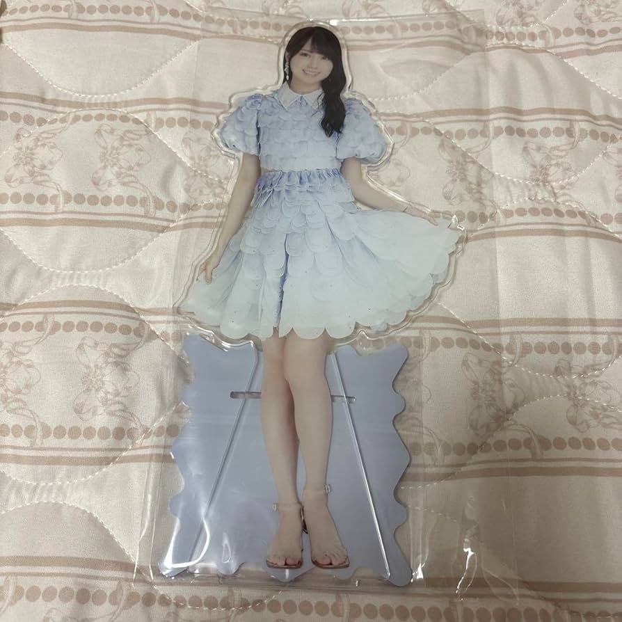 Amazon.co.jp: ??? 乃木坂46 賀喜遥香 アクリルスタンド : おもちゃ