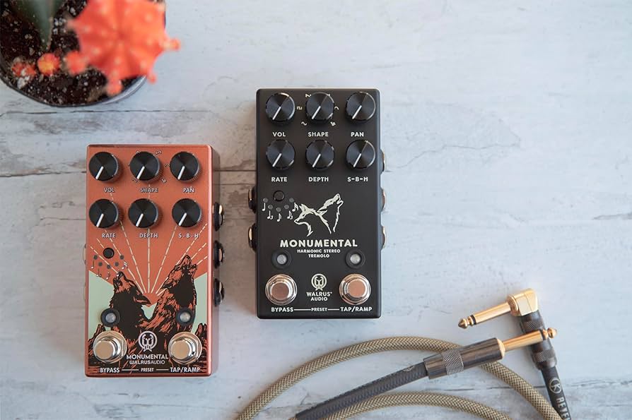 Amazon.com: Walrus Audio Monumental Stereo Harmonic Tap Tremolo