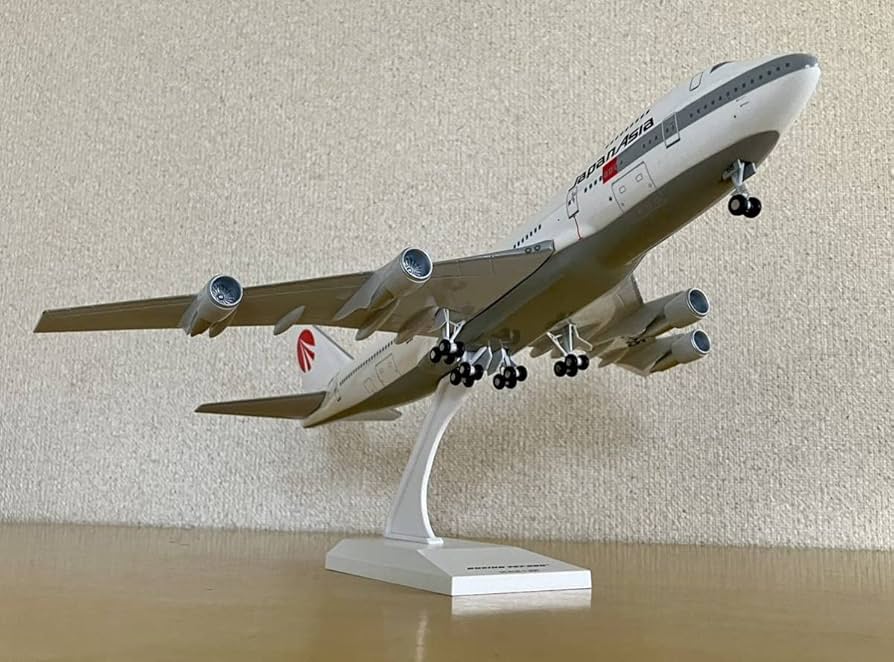 Amazon.co.jp: JALUX 1/200 Boeing 747-200 Everrise Japan Asia