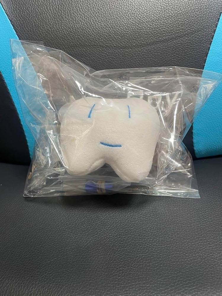 Ado こんにちは！はちゃんです キーホルダー Amazon.co.jp: Ado