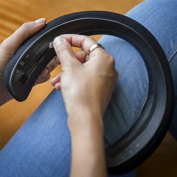 Amazon.co.jp: Bose SoundWear Wearable Companion Neck Speaker