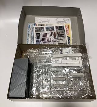 Amazon.co.jp: 未組立品 アオシマ 1/32 4t デコトラ 芸術丸 : おもちゃ