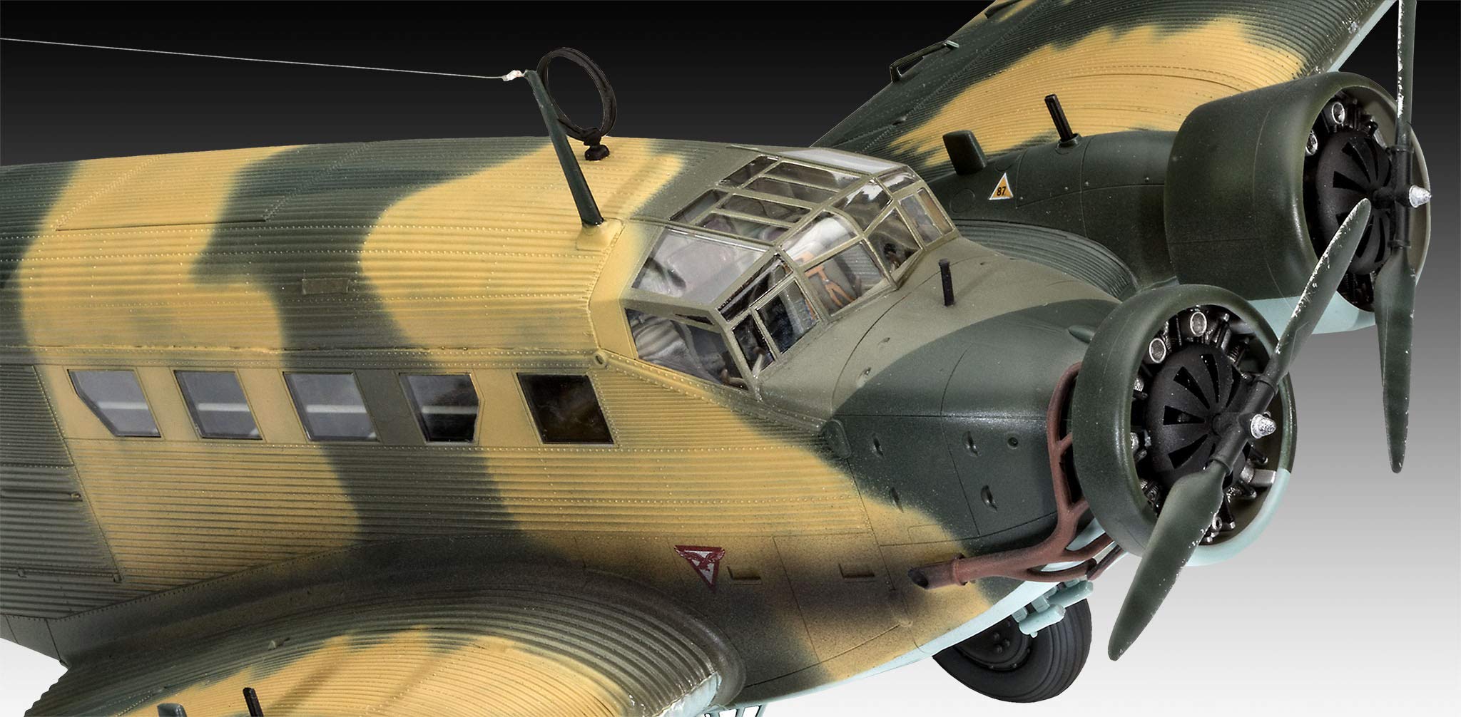 ドイツレベル 1/48 ユンカース Ju52/3m 民間機仕様 04558 ドイツレベル