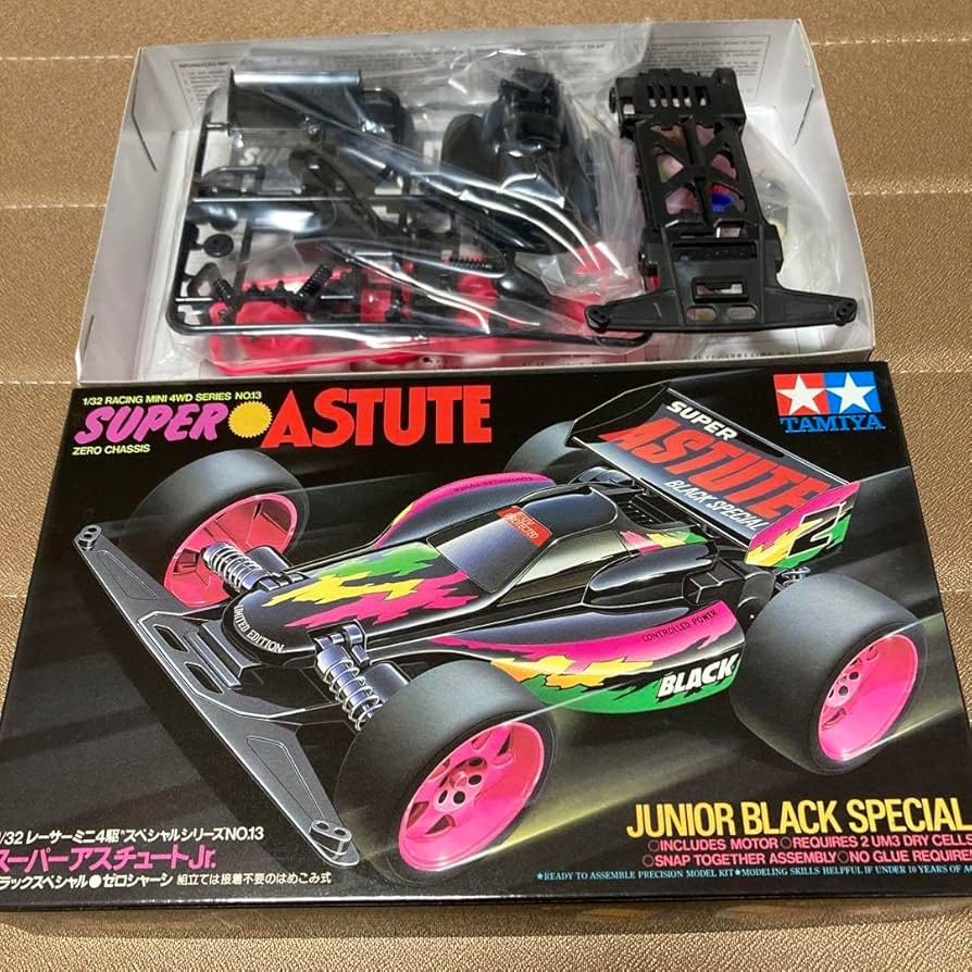 Amazon.co.jp: スーパーアスチュートJrブラックスペシャル未組立••絶版