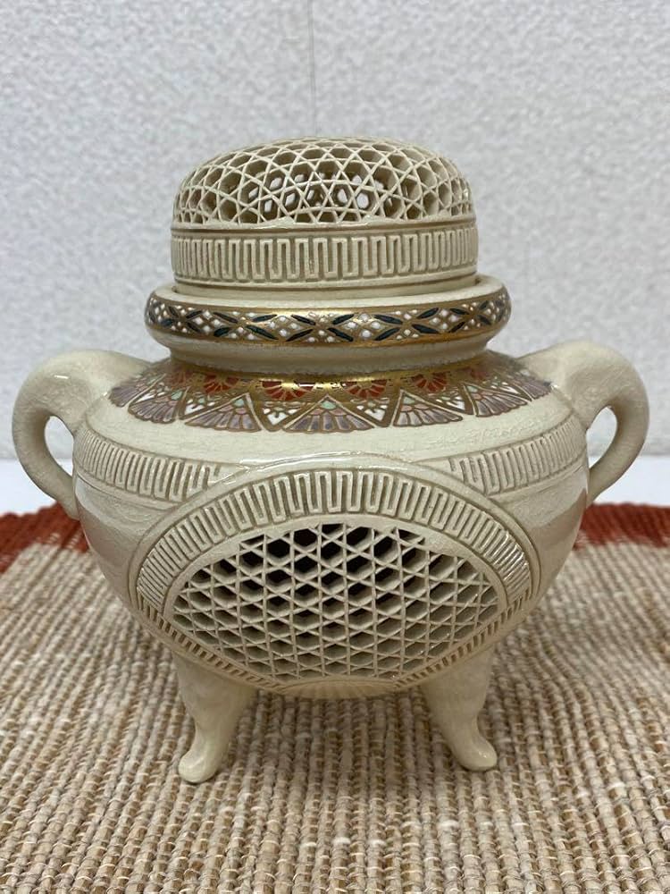 霊芝雲文 籠目透彫 火舎 吉祥文様香炉