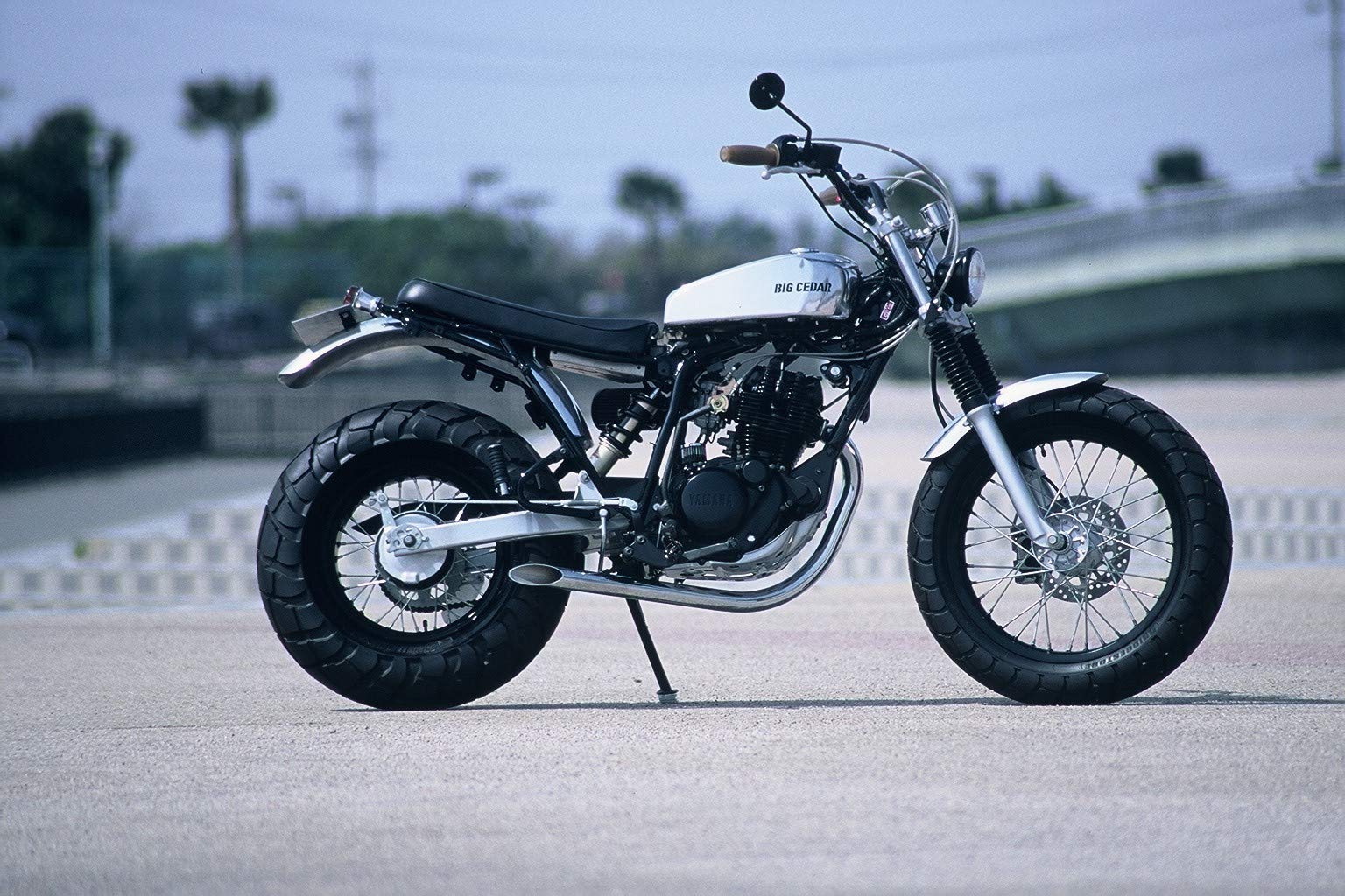 Z*A様 ヤマハ TW200/TW225 マッドグリーン タンク Z*A様 ヤマハ TW200