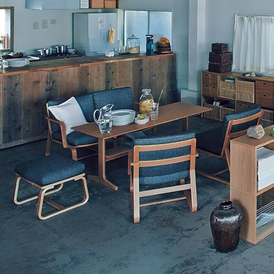 美品です◯無印良品のリビングでもダイニングでもつかえるテーブル