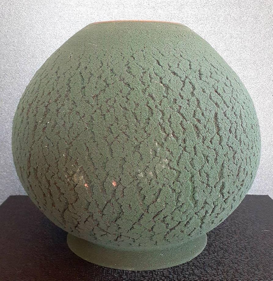 Amazon.co.jp: 益子焼 河原建雄作 松皮紋 苔釉 大壺 花入れ 花瓶 共箱