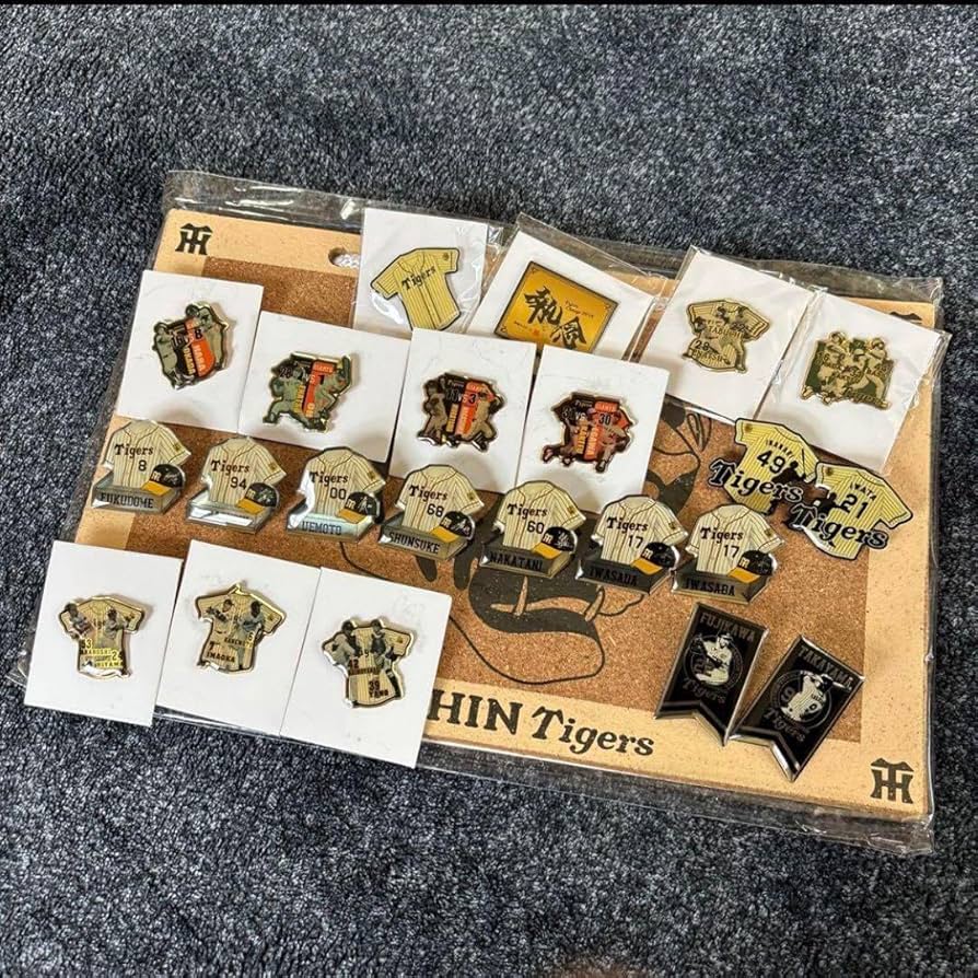 Amazon.co.jp: 阪神タイガース 選手ピンバッジセット : スポーツ