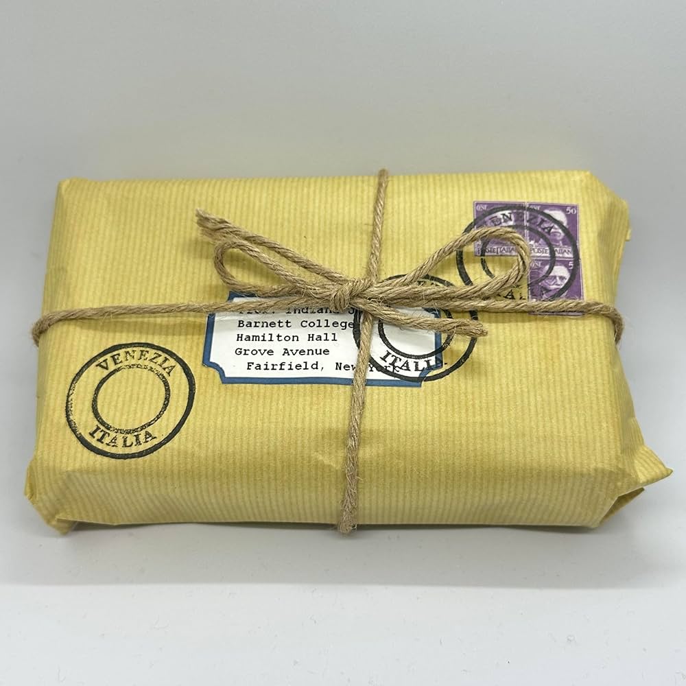 Amazon.co.jp: 聖杯手帳 インディージョーンズ ストーリープロップ