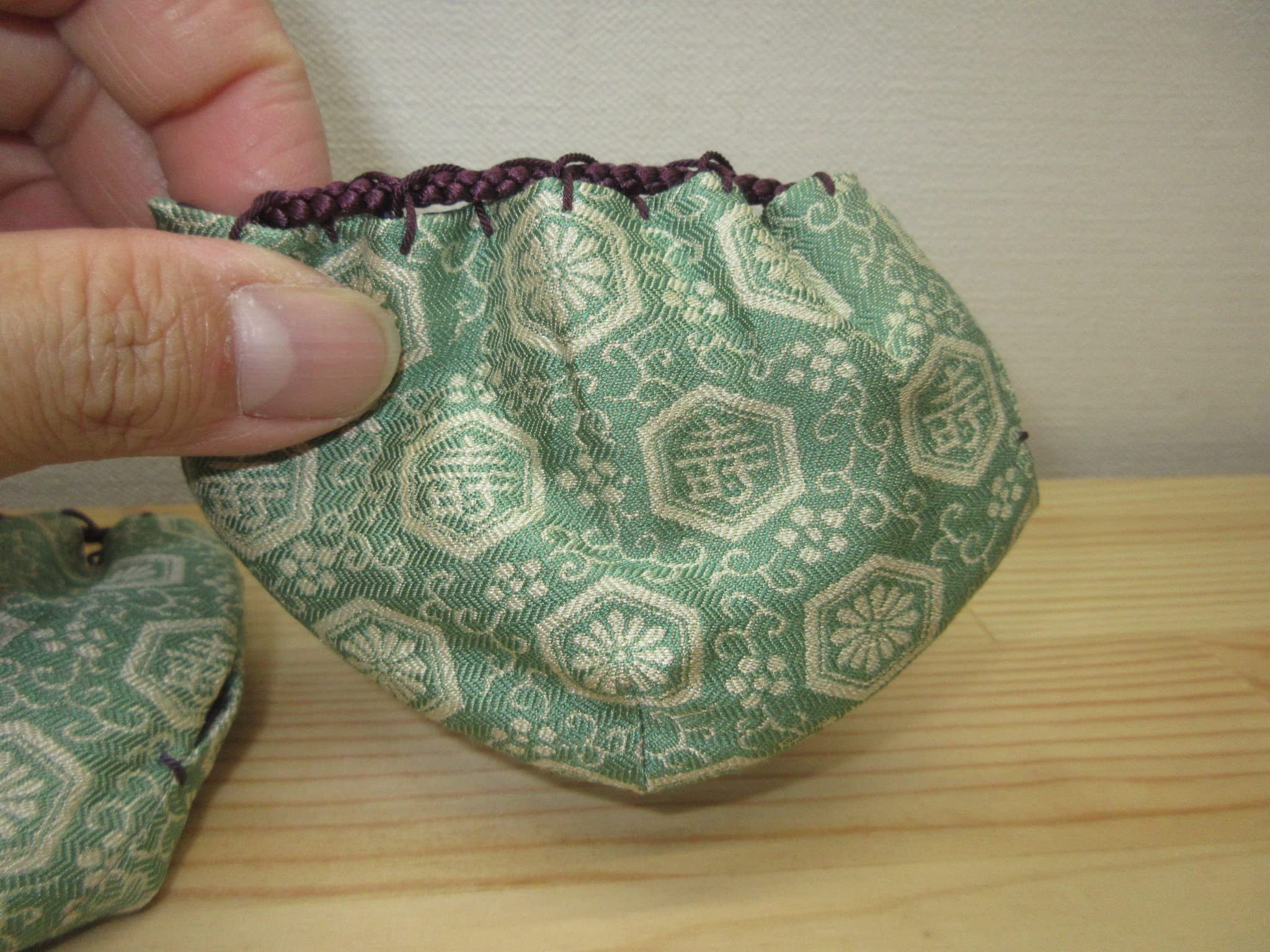 逢絢亭】茶道具 三つ組仕覆 正絹 名物裂 獅子狩文錦