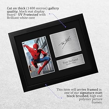 Amazon.co.jp: HWC Trading Tom Holland ギフト USL フレーム入り