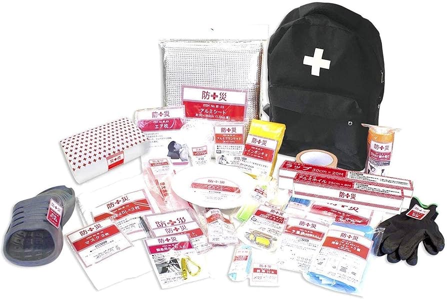 Amazon.co.jp: 山善(YAMAZEN) 防災リュック 30点 セット 【防災士監修