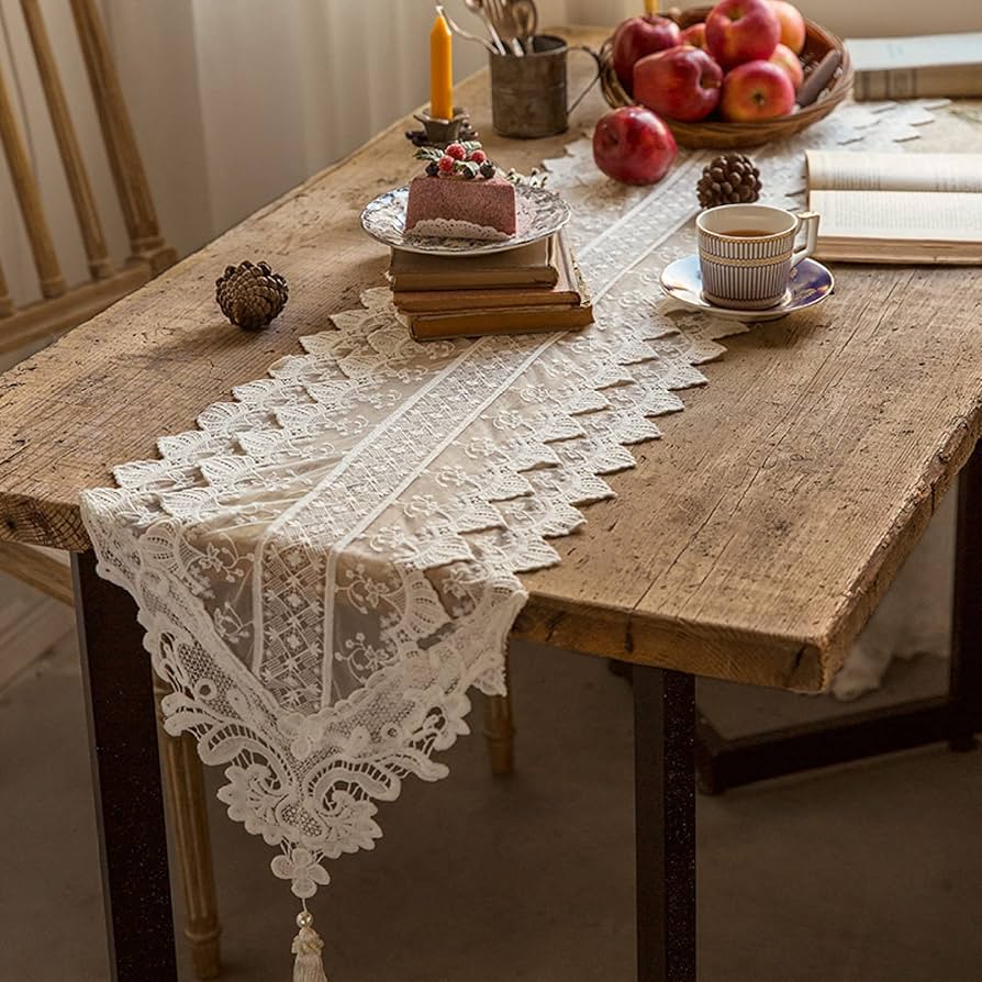 Amazon｜テーブルランナー 花柄 刺繍 レース おしゃれ 透かし