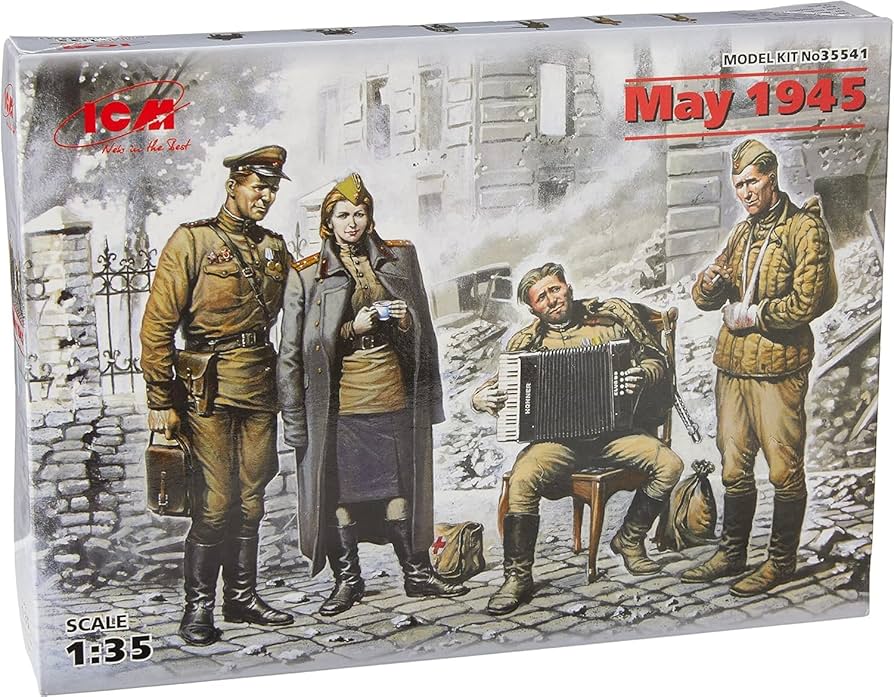 Amazon | アイシーエム ICM 1/35 ソビエト兵 (兵士3体&女性1体