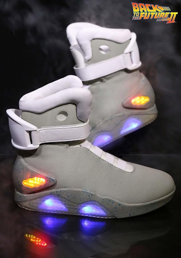 新品 バックトゥザフューチャーⅡ コスチュームシリーズ ライトアップ