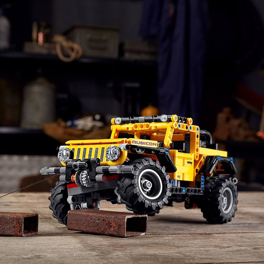 Amazon.co.jp: LEGO Technic Jeep Wrangler 42122; an Engaging Model