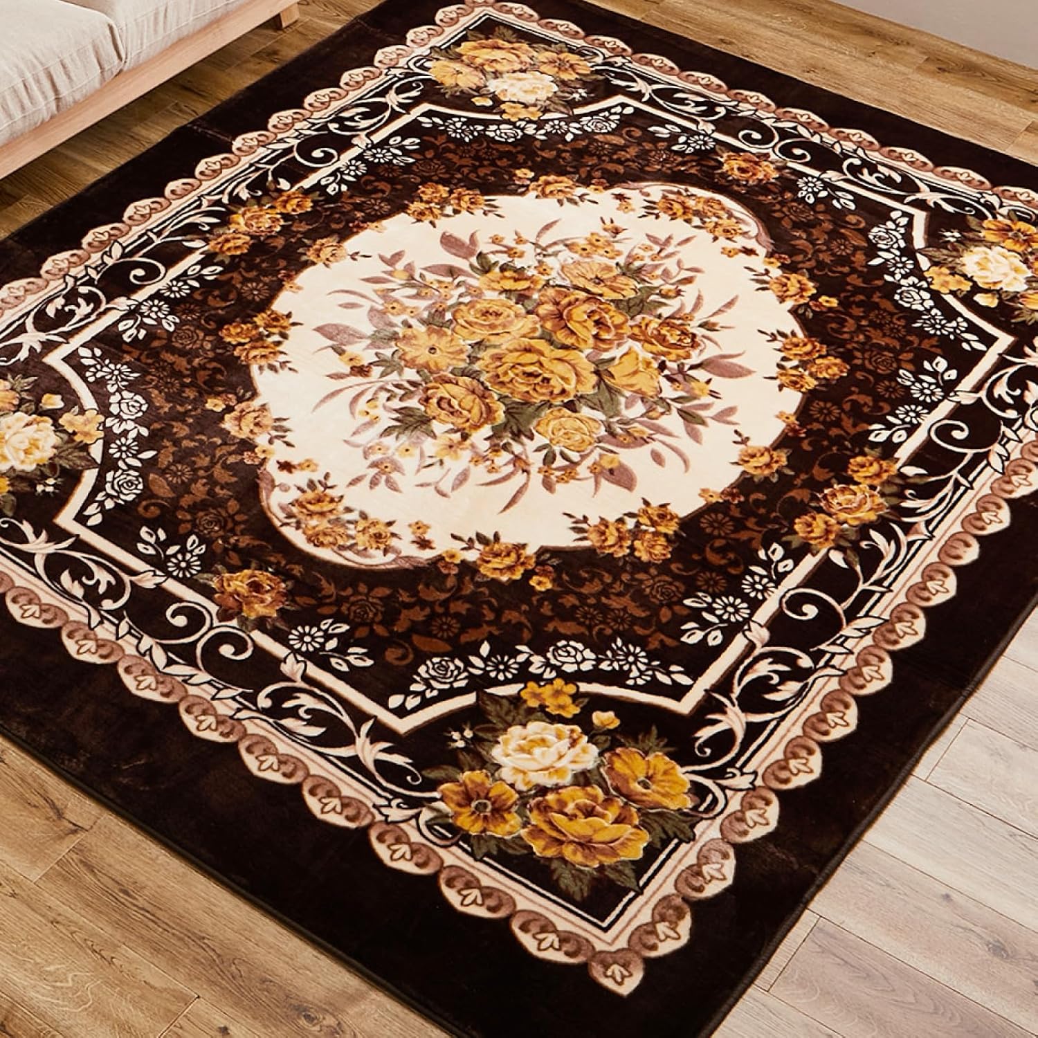 景徳鎮薄胎蒔金パステル孔雀瓶 陶磁器 装飾品 現代工芸 品美術品 置物