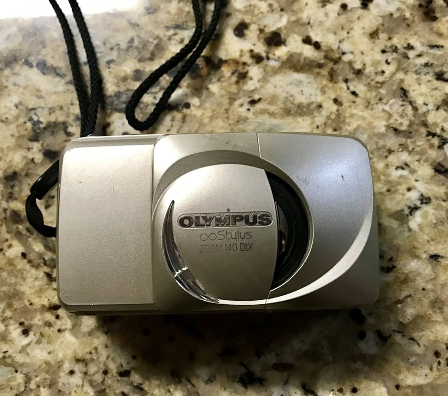 Amazon.com : OM SYSTEM OLYMPUS Stylus Zoom 140 DLX 35mm Camera
