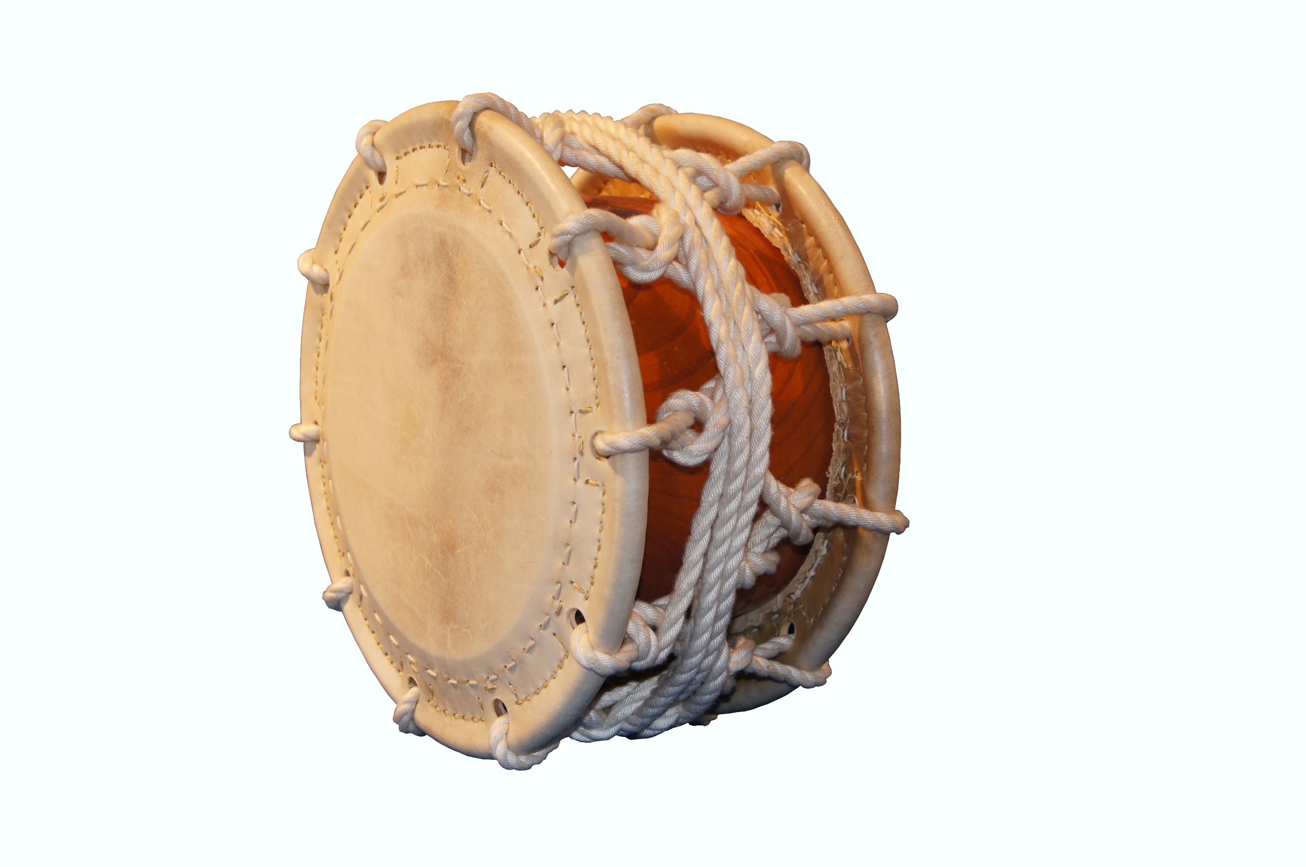 Amazon | 川田太鼓工房 二丁掛締太鼓 ケヤキ六寸胴白ロープ締め | 太鼓