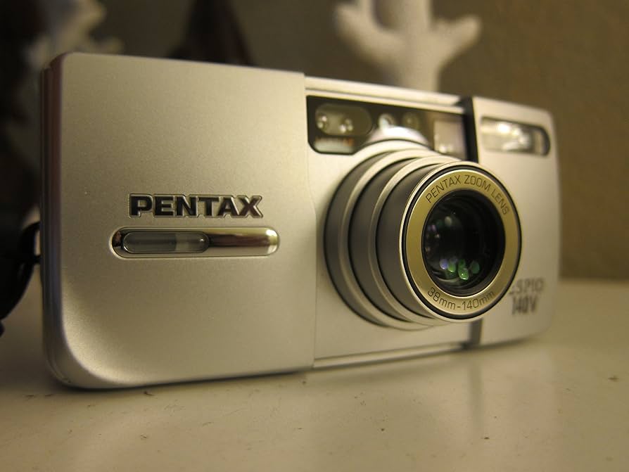 Amazon.com : Pentax Espio 140V 35mm Date Camera : Electronics