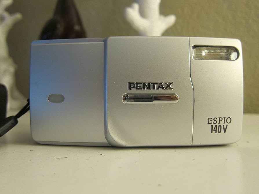 Amazon.com : Pentax Espio 140V 35mm Date Camera : Electronics