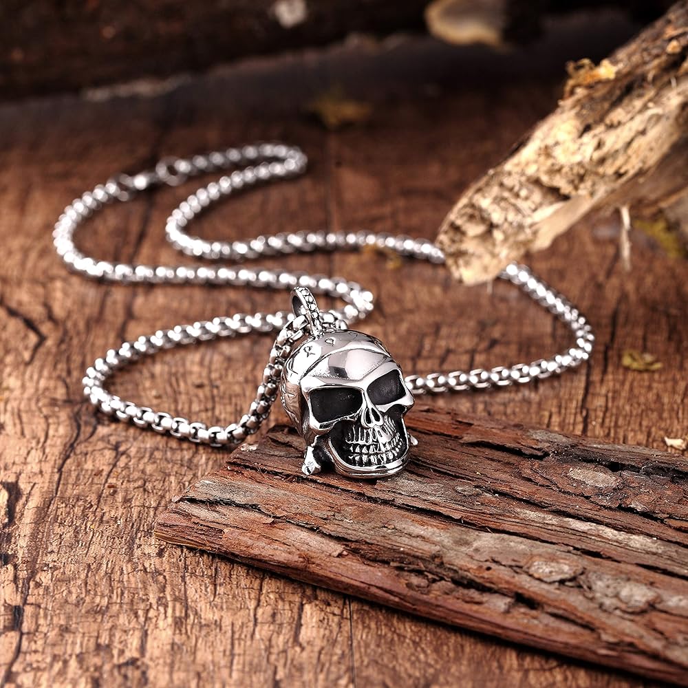 Amazon | 大胆なメンズバイカーネックレス – 死の頭蓋骨ペンダント