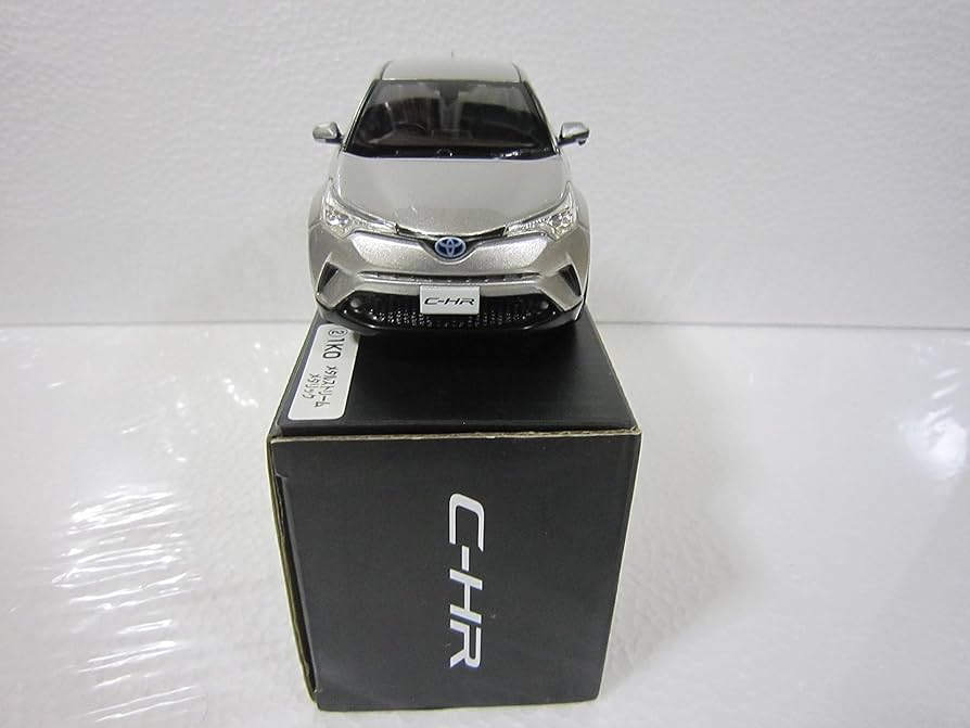 Amazon | トヨタ 1/30 C-HR オフィシャルミニカー カラーサンプル