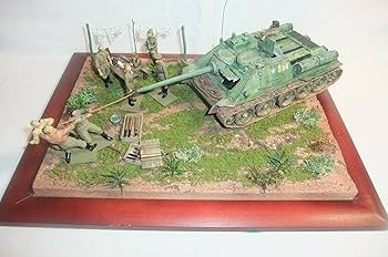 戦車ジオラマ 1/35 ロシアSU122と親衛隊兵士 戦車ジオラマ 1/35 ロシア