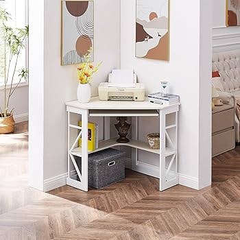 コンパクトデザインの頑丈な三角デスク - ラックとキーボードトレイ