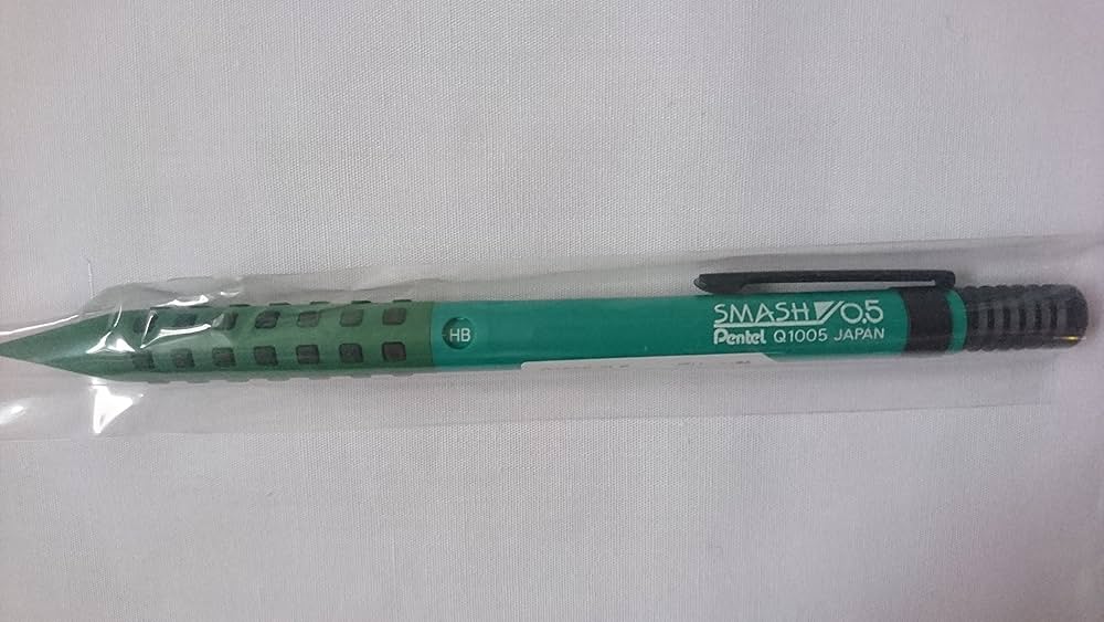 Amazon.co.jp: スマッシュ ロフト限定カラー軸0.5 シャープペンシル 緑