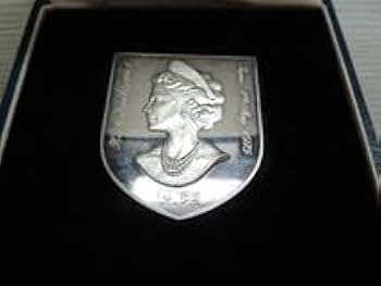 Amazon.co.jp: 英国女王陛下エリザベス2世 御来日記念メダル 純銀