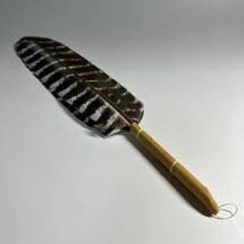 Amazon.co.jp: 茶道具 羽箒 唐国鳥 三ツ羽根 風炉用 : ホーム＆キッチン